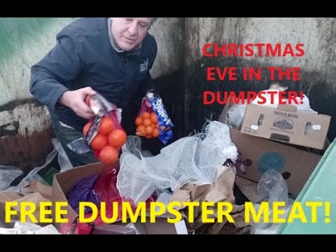 CHRISTMAS EVE DUMPSTER DIVING FOR A MASSIVE FEAST!