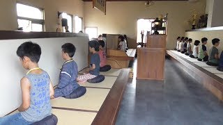 夏休みの小学生が「うたづ寺子屋」体験　香川県宇多津町