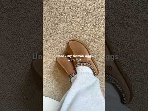 Unbox my Tasman Uggs with me!