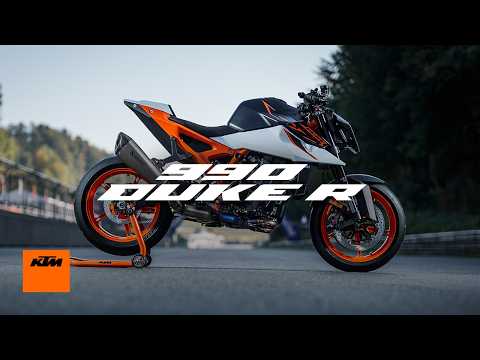 2025 KTM 990 DUKE R – Meet THE PUNISHER | KTM