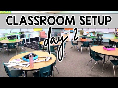 CLASSROOM SETUP 2022 - Day 2 | Bulletin Boards & Decorating