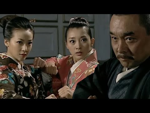 The hot and beautiful secret agent kills the Japanese colonel in a fierce and thrilling scene