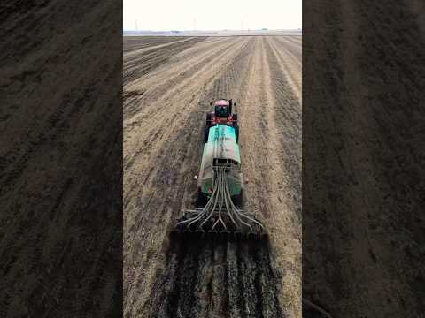 Throwback to manure hauling. #farmer #farming #fypage #fypシ゚ #fypviral #fyp #fypyoutube #fyptiktok