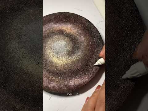 Round canvas painting idea #painting #paintingtutorial #acrylicpainting #roundcanvas #art #shorts