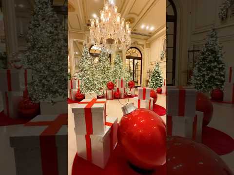 The Plaza Hotel in NYC is ready for Christmas 🥰