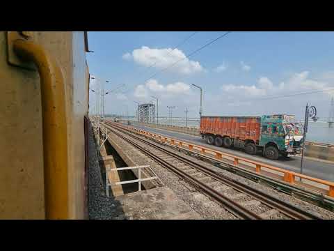 Farakka Barrage crossing by Kolkata Haldibari Express, Indian Railways Video in 4k ultra HD