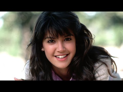 SEXY PHOEBE CATES PHOTOS: Pantyhose, Stockings, Tights,Heels, Mini Skirt,MiniDress