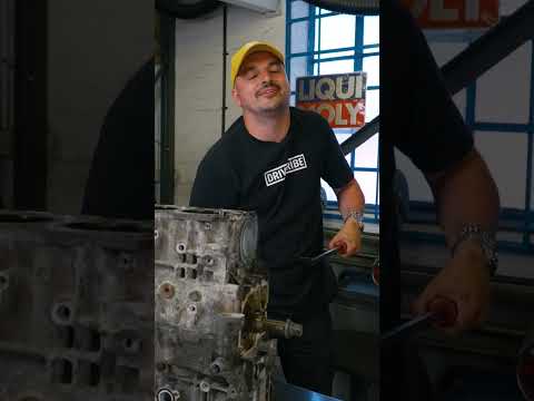 Taking apart Richard Hammond’s Subaru Impreza engine 🛠️