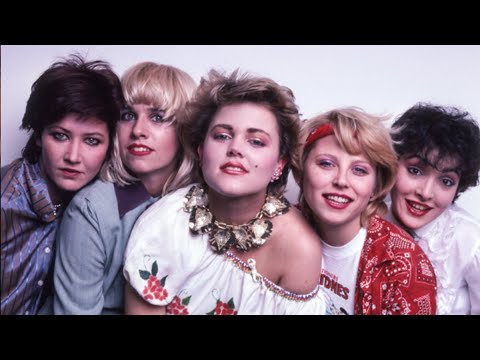 The Go-Go's being interviewed by ET