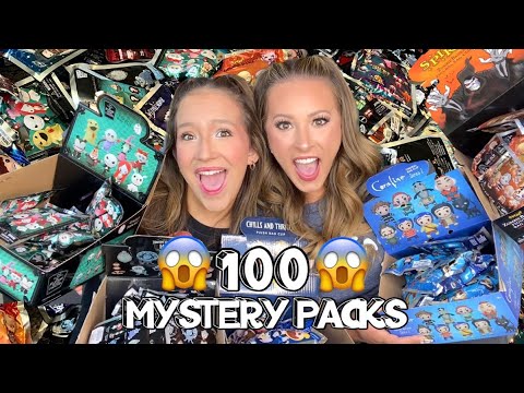 WE OPENED 100 HALLOWEEN MYSTERY PACKS FROM SPIRIT HALLOWEEN 😱👻🎃