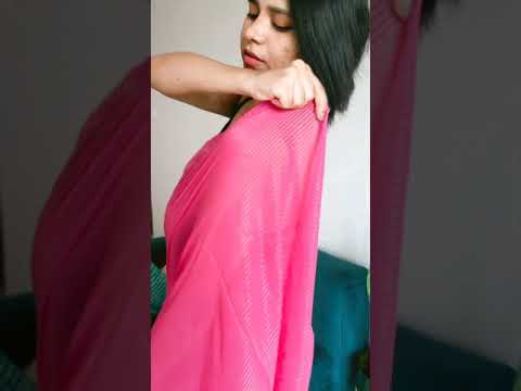 1/7 #homegrownfits - Rate this look ?? #shorts #short #fashionvideo #sari #saree #sareedraping