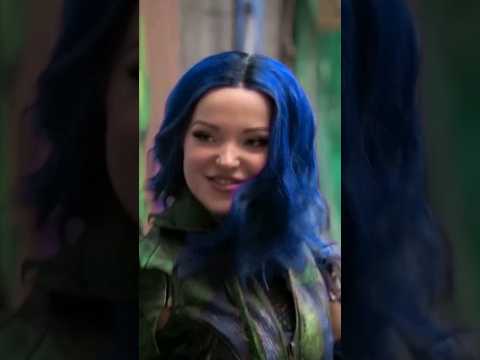 What if Mal wore shades of blue? 💙 - Descendants 3 - Dove Cameron #descendants3 #disney #dovecameron