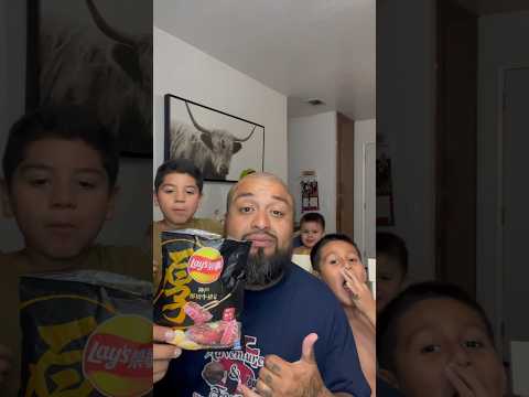 Lay's Potato Chips: Kobe Steak #new #chips #review #taiwan #lays #funny #funnyvideo #foodie