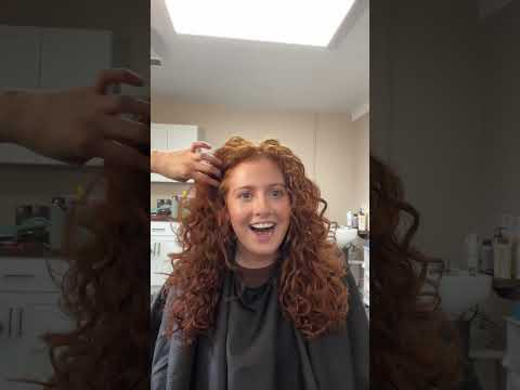 Curly haircut with layers  #curlyhaircare #curlycut