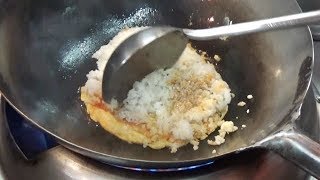 町中華の人気炒飯の作り方 ニンニクチャーハン