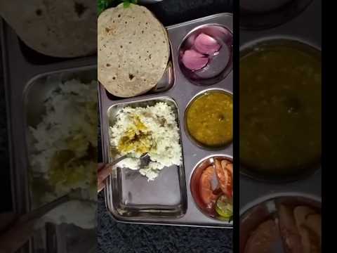 aapke sath bhi aisa hota h ?  #dinnerthali #shorts #ytshorts #amankikitchen