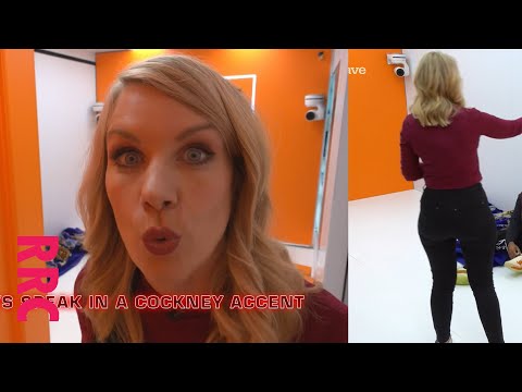 Rachel Parris @bot in tight jeans