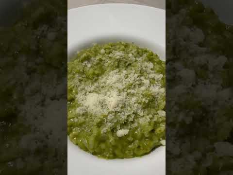 Risotto with spinach #food #cooking #foodie #recipe#rice #ricerecipe #spinach#shortvideoviral#short