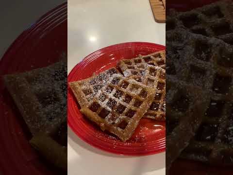 Pumpkin waffles 🧇 #shorts #waffles #breakfast #breakfastrecipe #satisfying #mukbang #weekendvibes