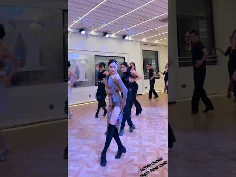 Come and dance the cha-cha with Teacher Zhang #dance  #dancesport #ballroomdance #chacha