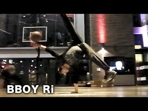 MASTER OF ONE ARM HANDSTAND | BBOY Ri #Shorts​​​​