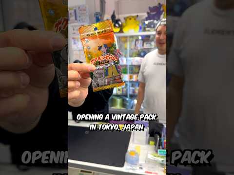 Opening a Vintage Pokemon Booster Pack in Tokyo, Japan! 😎🇯🇵 #pokemon #pokemontcg #vintagepokemon