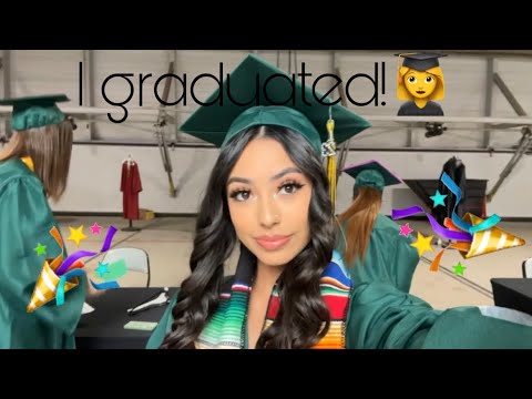 I Vlogged My Graduation!