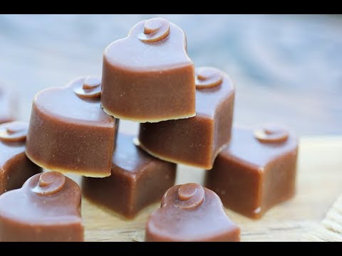 Salted Caramel Superfood Chocolate with Lucuma & Coconut Sugar