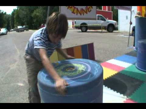 Interactive Children's Chalk Art Using Kodo Chalk Spinner