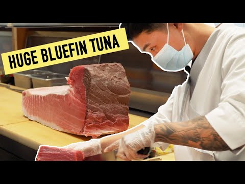 How The Best Donburi In Vancouver Is Made | Cutting 15 lb Bluefin Tuna | Vancouver food 2020