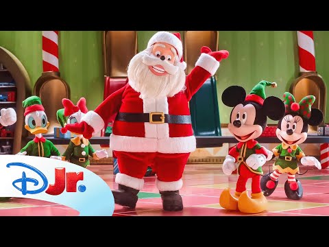 Mickey & Minnie's Christmas Carols | Hot Dog! Christmas | Christmas Shorts | @disneyjr