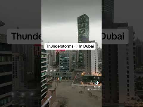 Thunderstorms 🌩️ In Dubai  #shorts #short #video #ytshorts #youtubeshorts #trending #viral #foryou