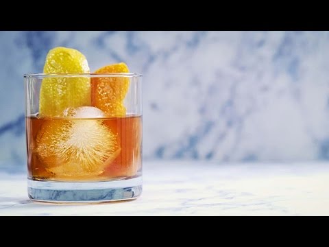 How to Make an Old Fashioned Cocktail | Cocktail Recipe