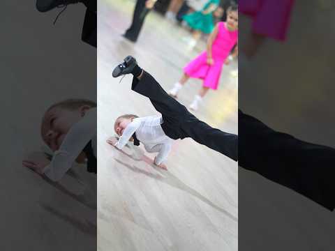 Watch until the end!😱😱😱 #dancesportlife #dancesport #dancer #ballroomdancesport #breakdance