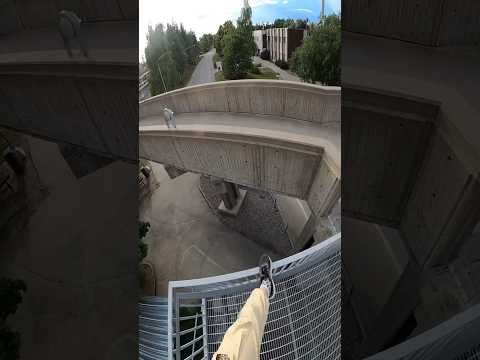 Bro risked it all just for this shortcut #parkour #ytshort #fyp