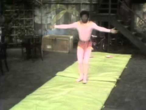 Classic Sesame Street - David the Daring does forwards and backwards