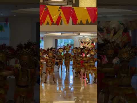 #SinulogsaSedaACC #PritititsaSedaACC Seda Hotel Ayala Center Cebu starts Sinulog activities.