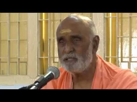 Swami Padmanabhananda talks at Sri Ma Anandamayi Ashram, Kankhal