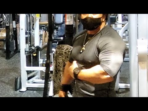 調子が上がって来ました。まもなく復活！！バーベルショルダープレス170kg、サイドレイズ45kgなどなど。