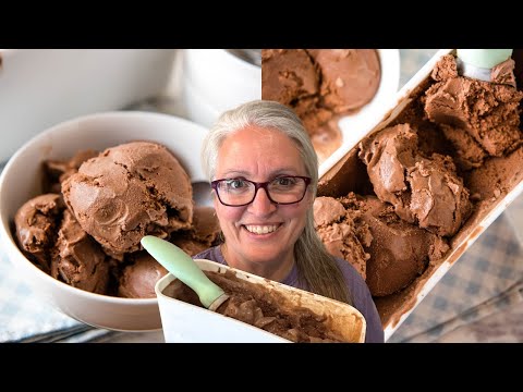 Old-Fashioned Homemade Chocolate Ice Cream the Easy Way