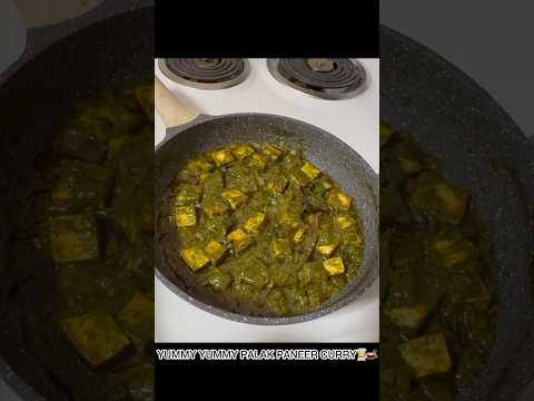 Palak Paneer recipe in bachelor style #shortsviral #indianfood #cooking #palakpaneer #youtubeshorts