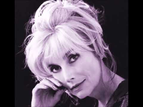 Emmylou Harris  "I Still Dream of You"