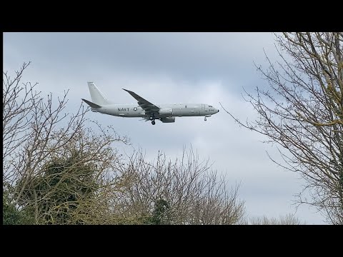 UNITED STATES NAVY P8 - Landing RAF Mildenhall