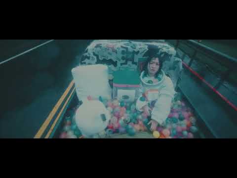 楊宜蓉 Wooly【做夢的人睡不著】 Official Music Video