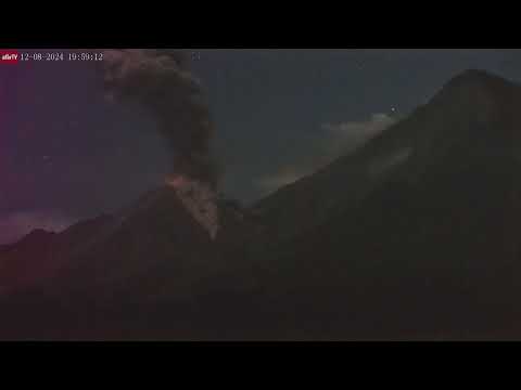 Dec 8, 2024: Large Eruption, Pyroclastic Flow, Glowing Avalanche at Santiaguito Volcano, Guatemala