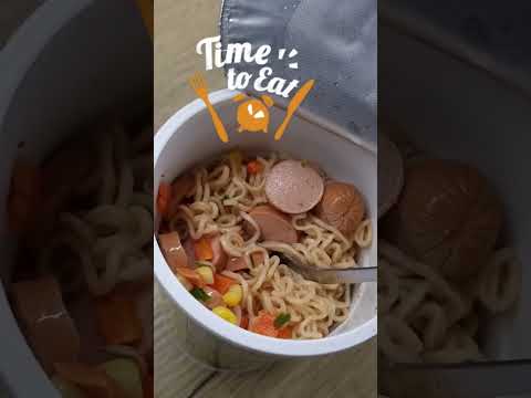 Instant Chicken Flavour Noodles YUM YUM, ASMR