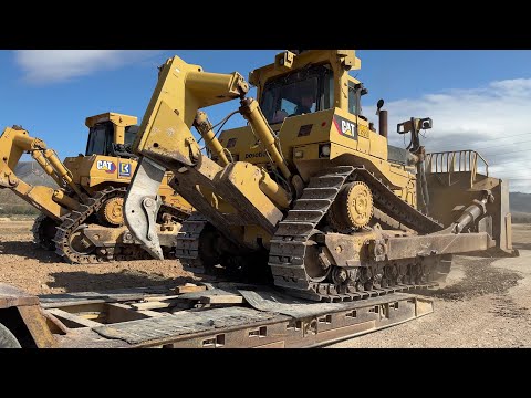 Transporting Two Caterpillar D9T Bulldozers With MAN TGX41.680 - Fasoulas Heavy Transports - 4k