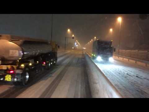 【関東大雪 】大型トラックの車窓から 新湘南バイパス 国道1号 2018.1.22 18時頃