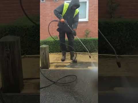 Quick clean #atandc #exteriorcleaning #cleaningisthelife