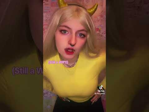 Human Female Bumblebee Cosplay - Transformers Cosplay